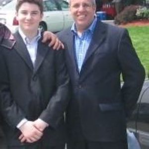 Meet your Posher, Tom